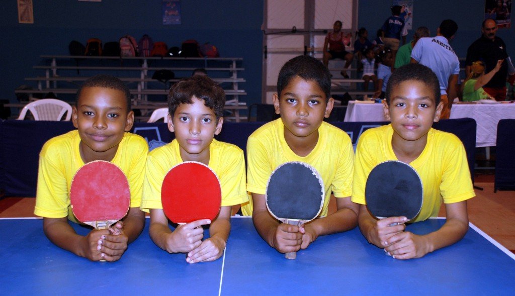 Equipo masculino de Santiago, Joel Torres, Jesús Lozano, Ayendy Morán y Stanley Pacheco